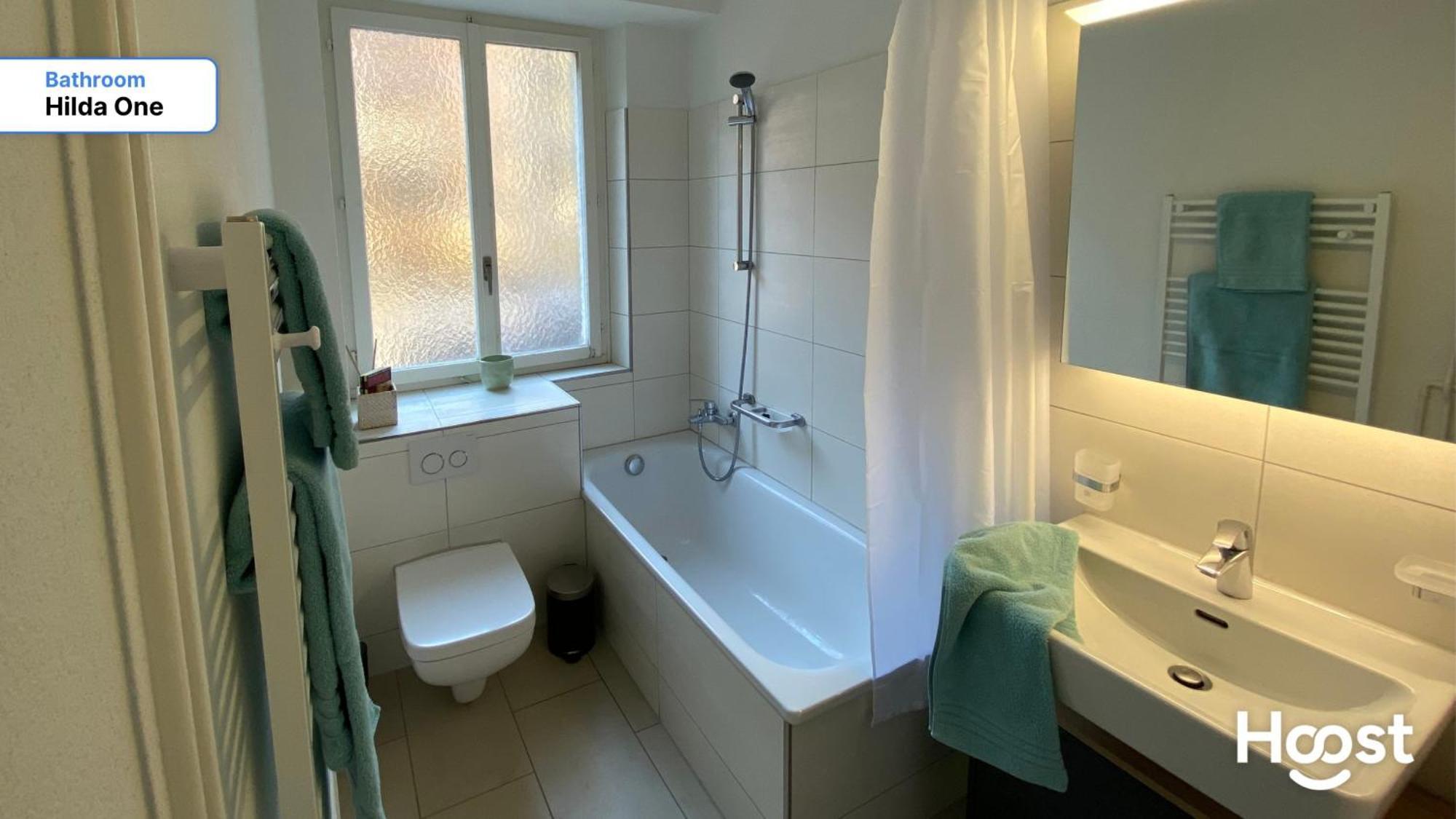 H1 With 4,5 Room, Bathroom, Kitchen, Central, Quiet & Modern With Office Zürich Exteriör bild